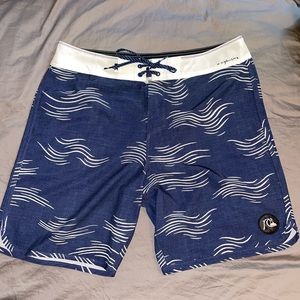 Quicksilver 34 Highline Boardshorts